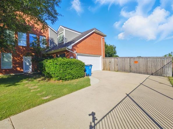 10014  Fairway Vista Drive , Rowlett Texas 75089
