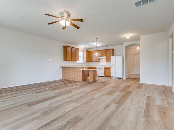 5132  Senator Drive , Fort Worth Texas 76244
