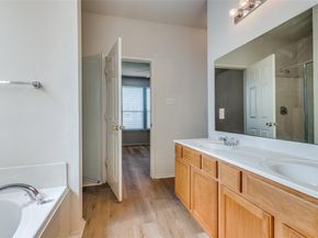 5132  Senator Drive , Fort Worth Texas 76244