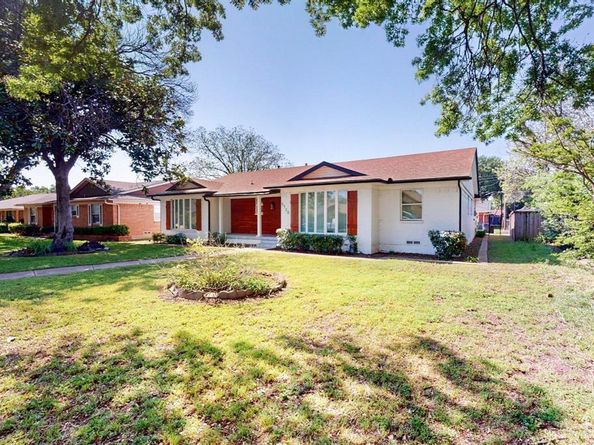 5720  Twineing Street , Dallas Texas 75227