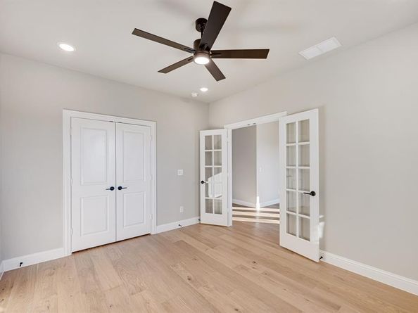 2602  Bear Trail , Mansfield Texas 76063