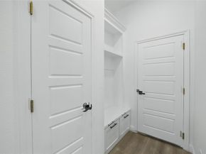 3220 N Houston  , Fort Worth Texas 76106