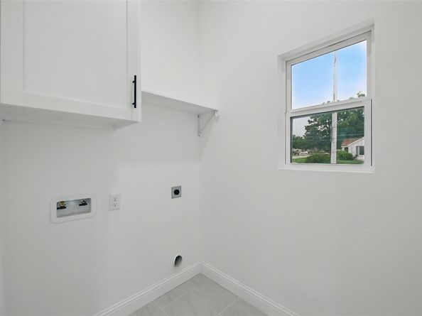 3220 N Houston  , Fort Worth Texas 76106