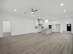 3220 N Houston  , Fort Worth Texas 76106