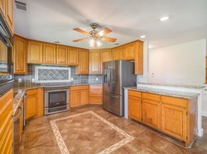 10101  Round Hill Road , Fort Worth Texas 76131