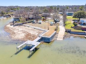 104  Oak Hollow Court S, Azle Texas 76020