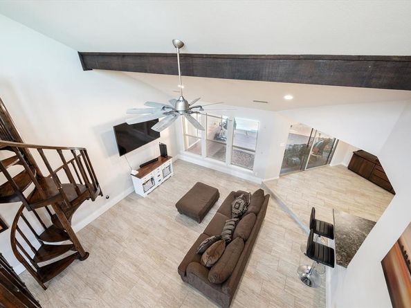 104  Oak Hollow Court S, Azle Texas 76020