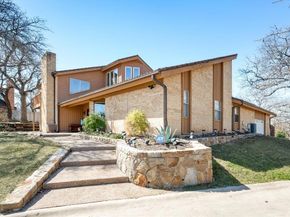 104  Oak Hollow Court S, Azle Texas 76020
