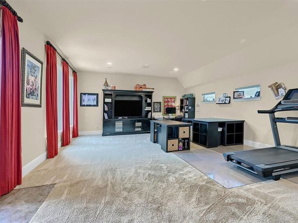1421  Rolling  , Celina Texas 75009