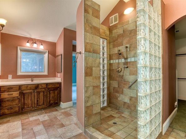 711  Pearl Cove , Oak Point Texas 75068