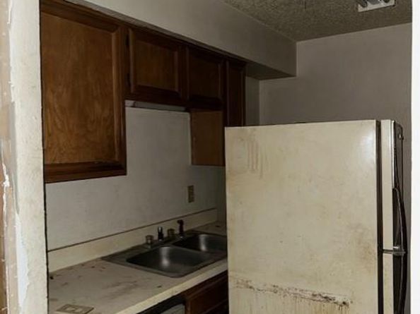 9696  Walnut Street  1412, Dallas Texas 75243