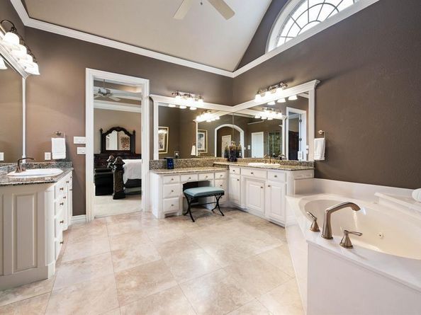 918  Amanda Drive , Mansfield Texas 76063