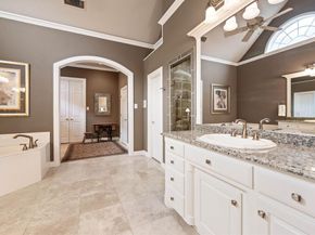 918  Amanda Drive , Mansfield Texas 76063