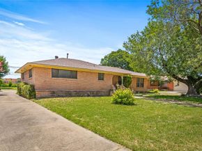 5403  Fox Hill Lane , Dallas Texas 75232