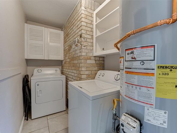 3908  Cody Court , Irving Texas 75062