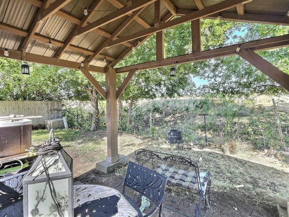 13621  Ponderosa Ranch Road , Fort Worth Texas 76262