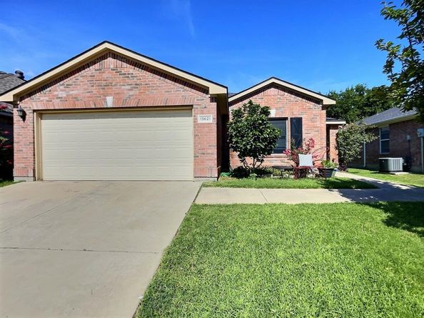 13621  Ponderosa Ranch Road , Fort Worth Texas 76262
