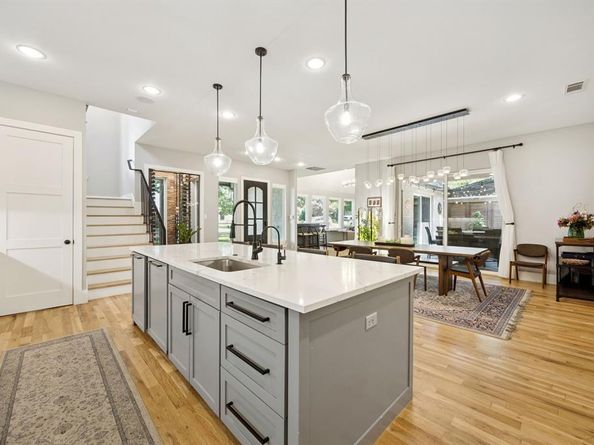 6506  Barnsbury Court , Dallas Texas 75248