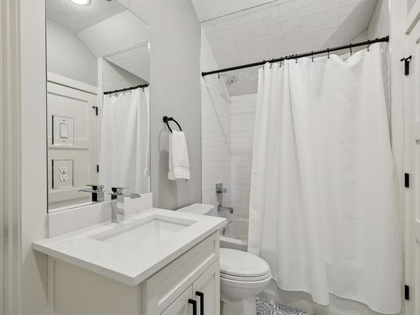6506  Barnsbury Court , Dallas Texas 75248