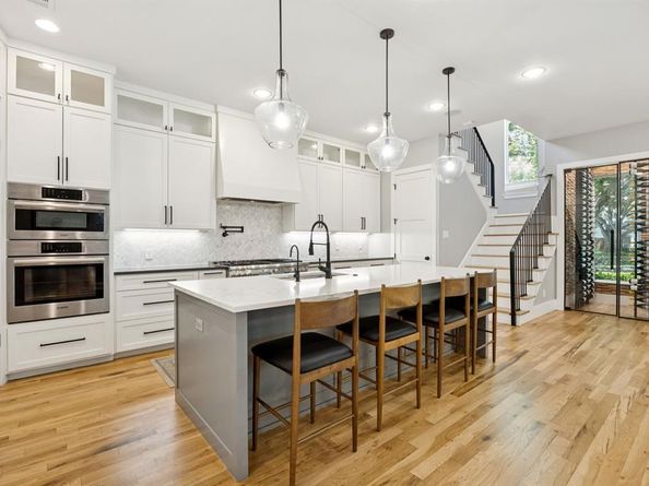 6506  Barnsbury Court , Dallas Texas 75248
