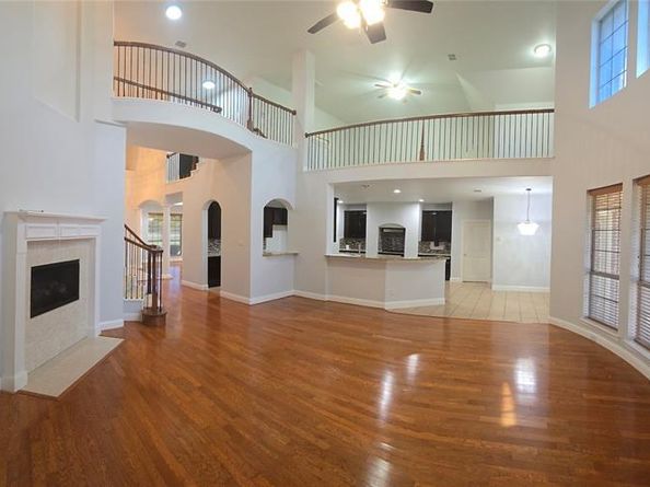 1614  Sierra Trail , Garland Texas 75043