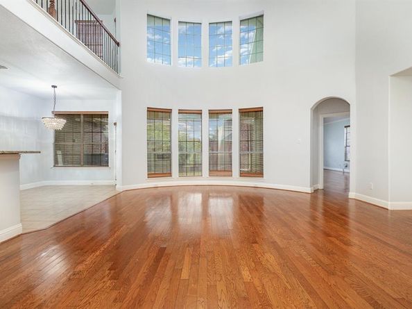 1614  Sierra Trail , Garland Texas 75043