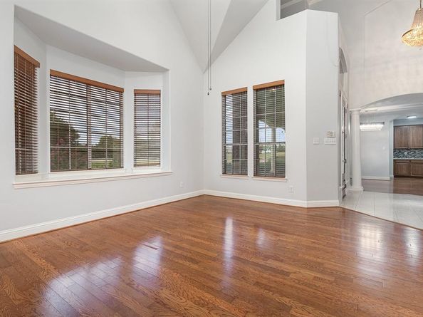 1614  Sierra Trail , Garland Texas 75043
