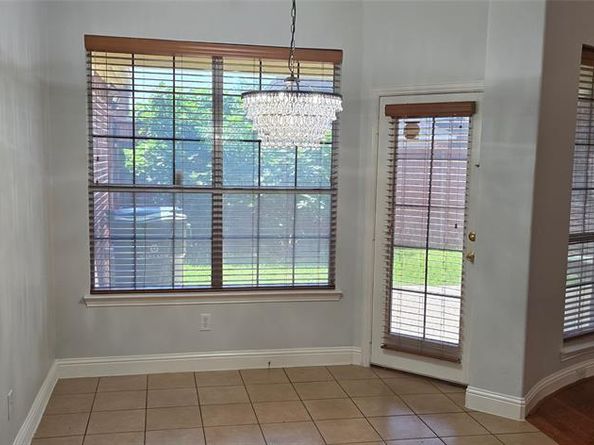 1614  Sierra Trail , Garland Texas 75043