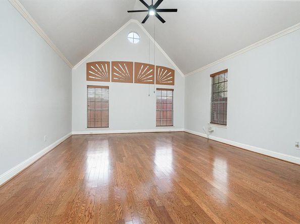 1614  Sierra Trail , Garland Texas 75043