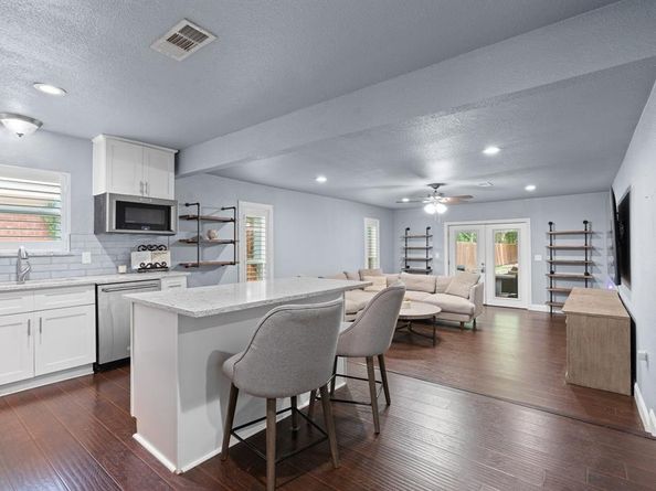 3129  Olive Place , Fort Worth Texas 76116