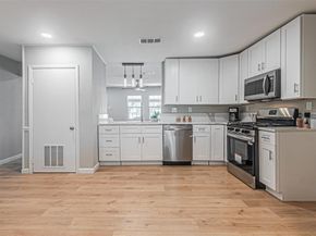 5307  Kelly Elliott  , Arlington Texas 76017