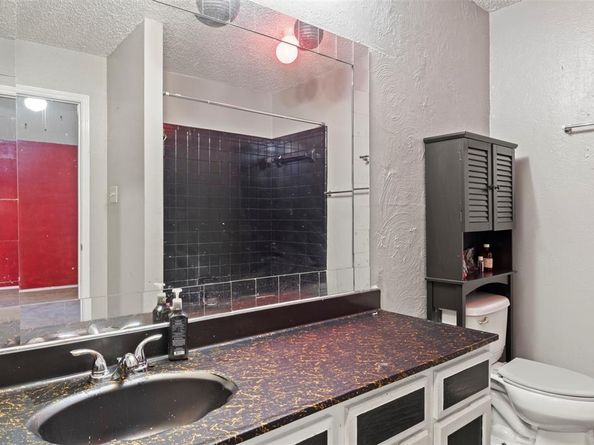 10204  Oak Terrace Circle , Dallas Texas 75227