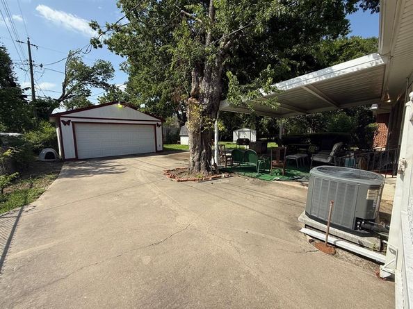 2125  Ridgeview Street , Fort Worth Texas 76119