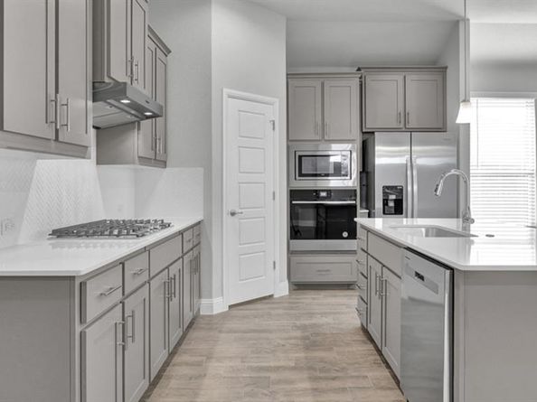 2704  STARLING Street , Denton Texas 76205