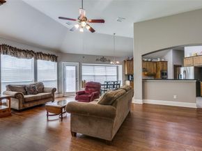 518  River Birch Trail , Garland Texas 75040