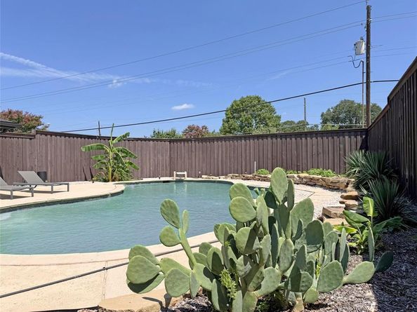 2760 N Hillbrier Circle , Plano Texas 75075