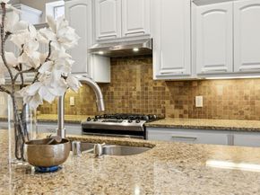 2405  Throckmorton Street , Dallas Texas 75219