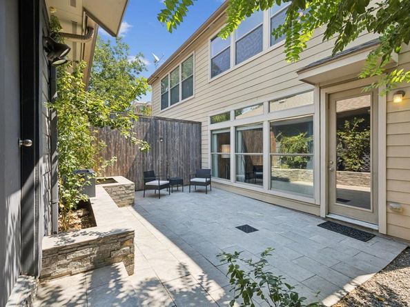 2405  Throckmorton Street , Dallas Texas 75219