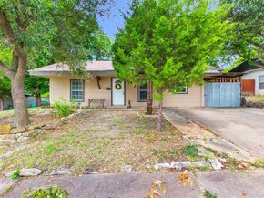 918  Garden Drive , Garland Texas 75040
