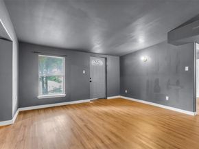 918  Garden Drive , Garland Texas 75040