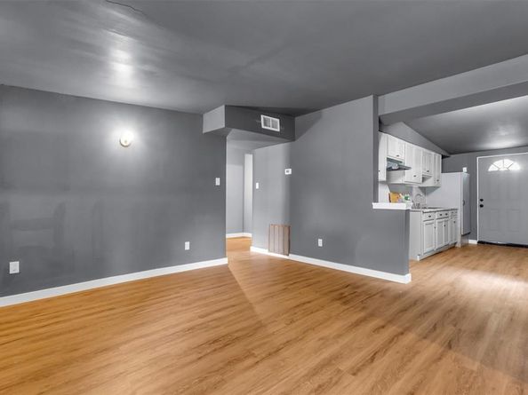 918  Garden Drive , Garland Texas 75040