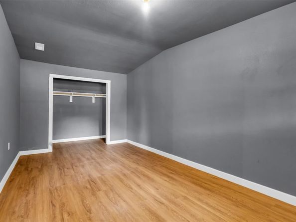918  Garden Drive , Garland Texas 75040
