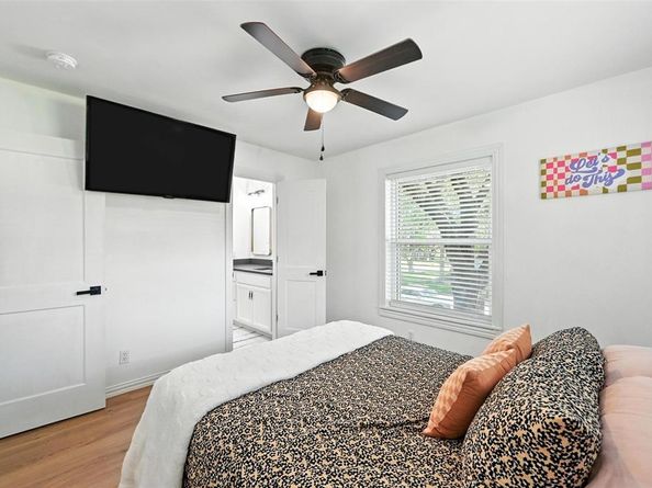 336  Davis Drive , DeSoto Texas 75115