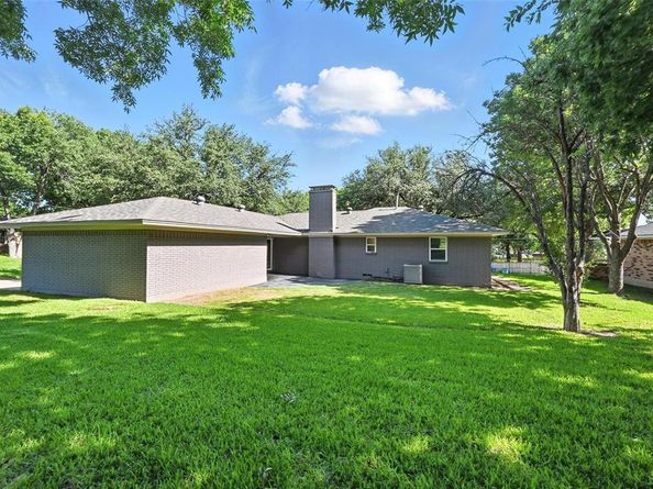336  Davis Drive , DeSoto Texas 75115