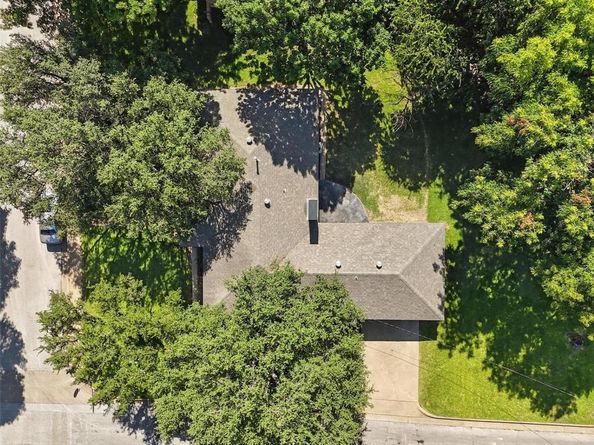 336  Davis Drive , DeSoto Texas 75115
