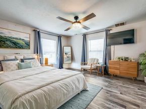 411 S Morocco Avenue , Dallas Texas 75211