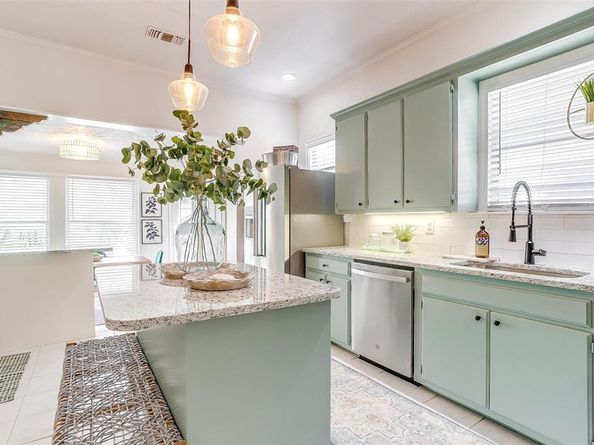 4921  El Campo Avenue , Fort Worth Texas 76107
