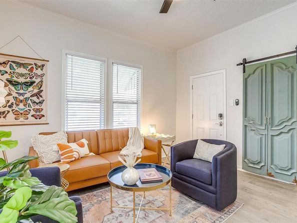 4921  El Campo Avenue , Fort Worth Texas 76107