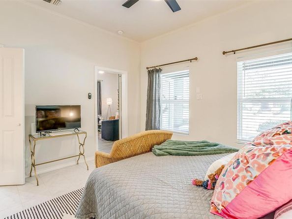 4921  El Campo Avenue , Fort Worth Texas 76107
