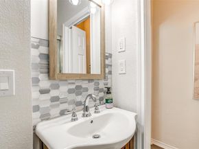 4921  El Campo Avenue , Fort Worth Texas 76107